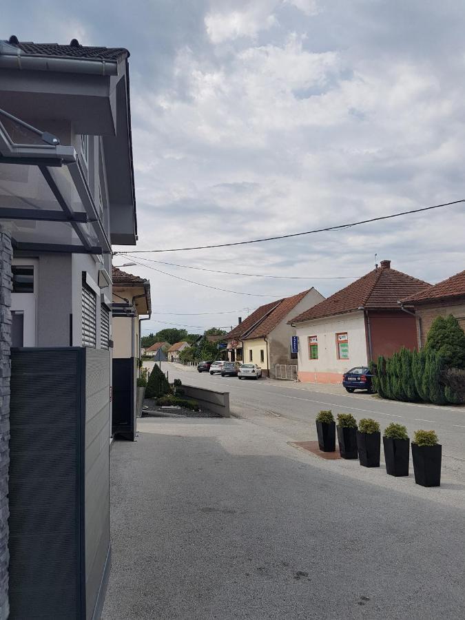 Apartments Bogdan Sveti Martin Na Muri Exterior foto